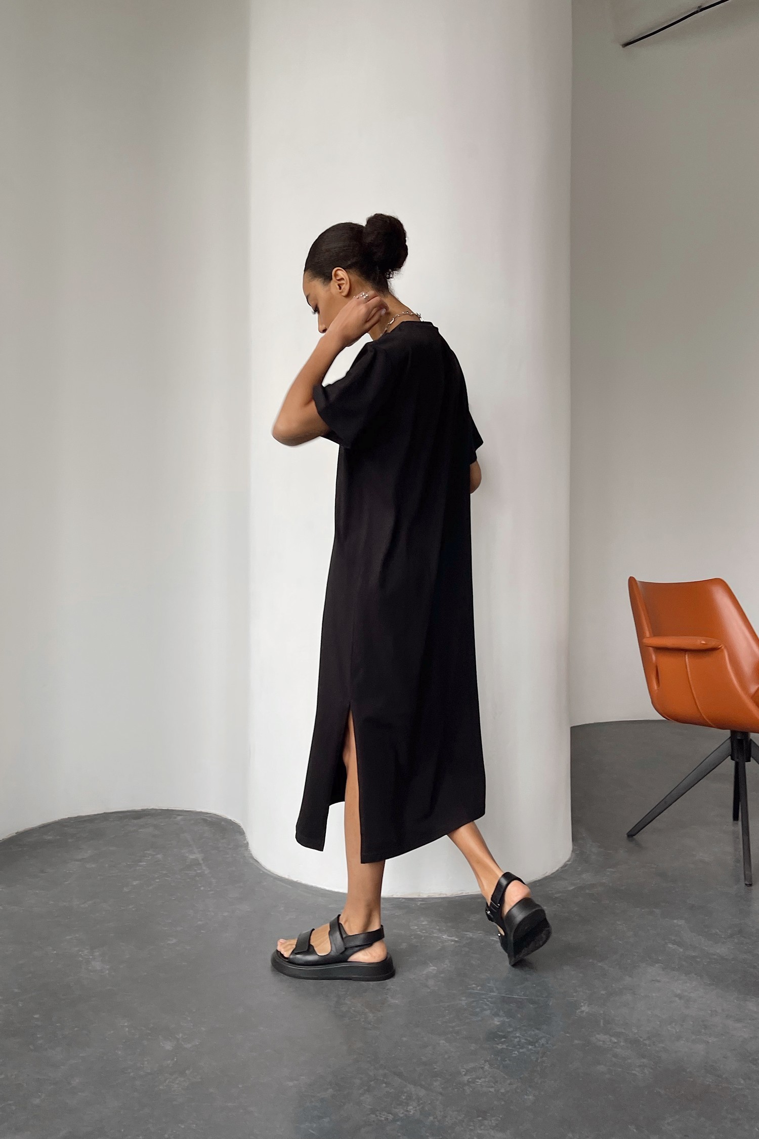 Платье-футболка черное - THE LACE Фото 81034 Платье-футболка черное - THE LACE Фото 81034