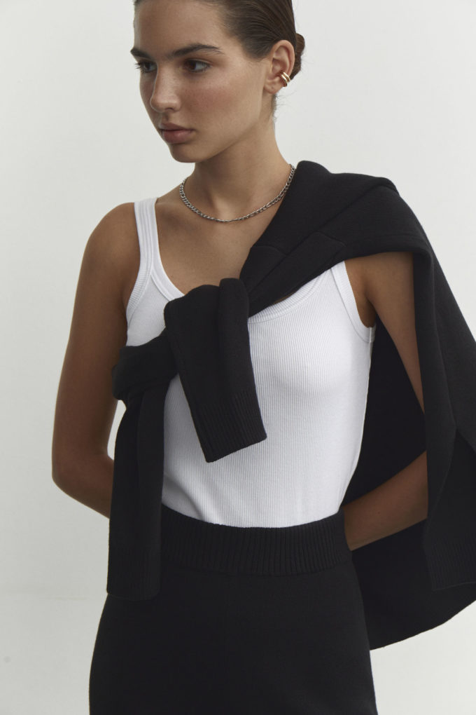 Knitted pants in black photo 3