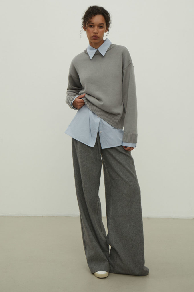 Светр із вовни мериноса з круглим вирізом сірий - THE LACE Фото 254671