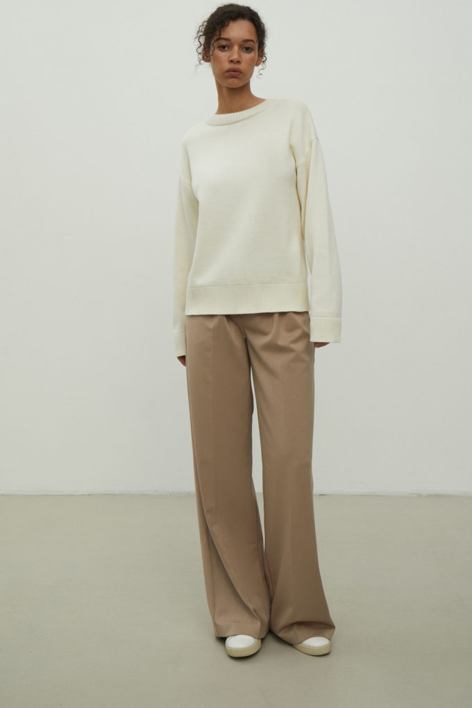 Светр із вовни мериноса з круглим вирізом молочний - THE LACE фото 254714