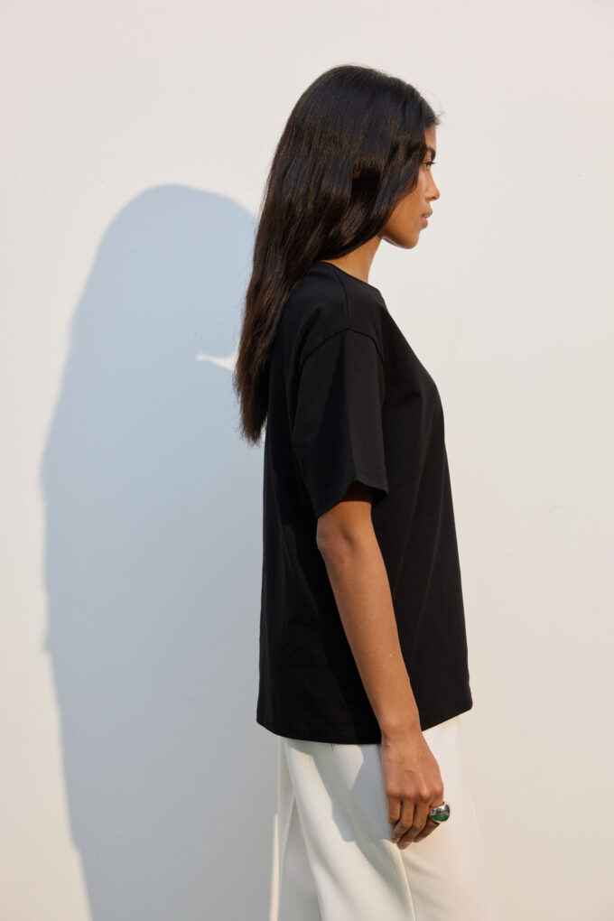Футболка oversize чорна фото 4